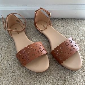 Old Navy Sandals